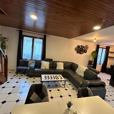 Agreable Appartement Dans Une Maison Saint-Denis (Seine-Saint-Denis) Exterior foto