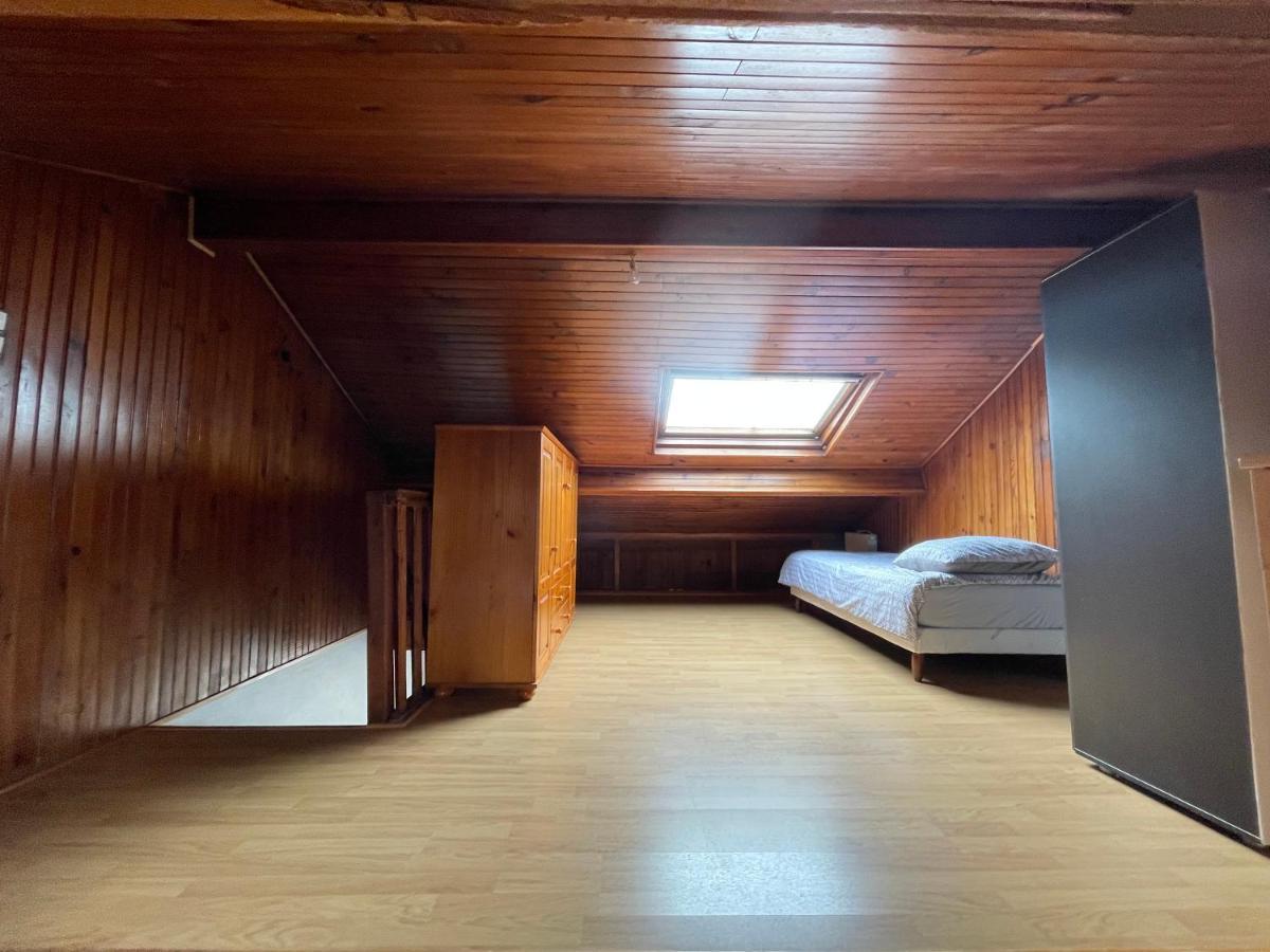 Agreable Appartement Dans Une Maison Saint-Denis (Seine-Saint-Denis) Exterior foto