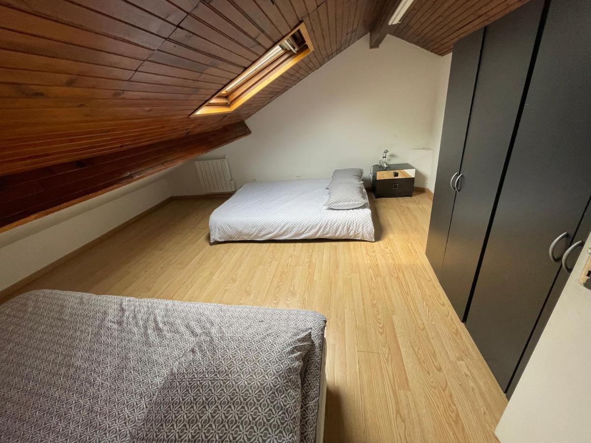 Agreable Appartement Dans Une Maison Saint-Denis (Seine-Saint-Denis) Exterior foto