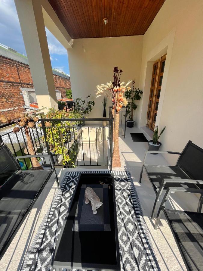 Agreable Appartement Dans Une Maison Saint-Denis (Seine-Saint-Denis) Exterior foto